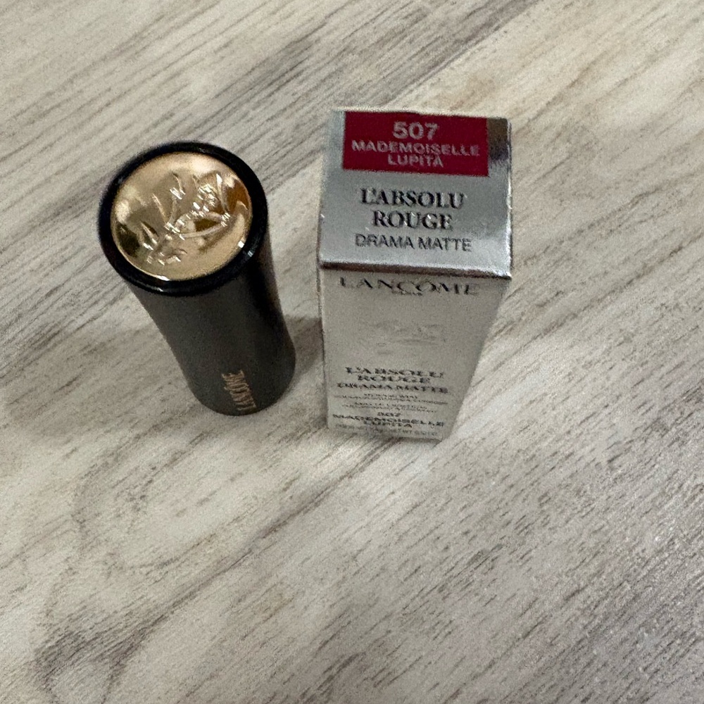Lancôme L'Absolu Rouge Drama Matte Lipstick 507 Mademoiselle Lupita - Picture 3 of 3